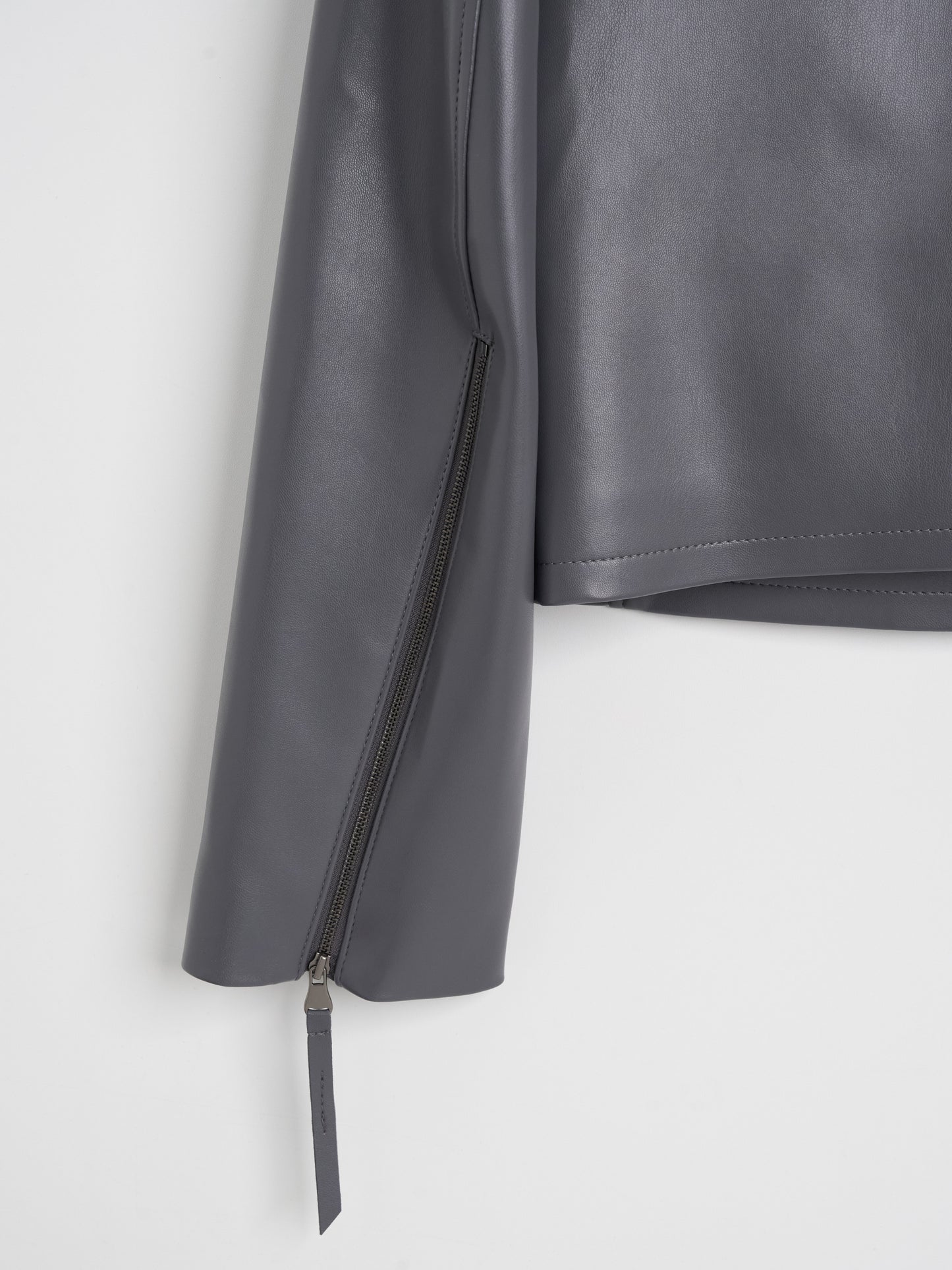 【MAGJAY 2025AW】Slick Leather Jacket