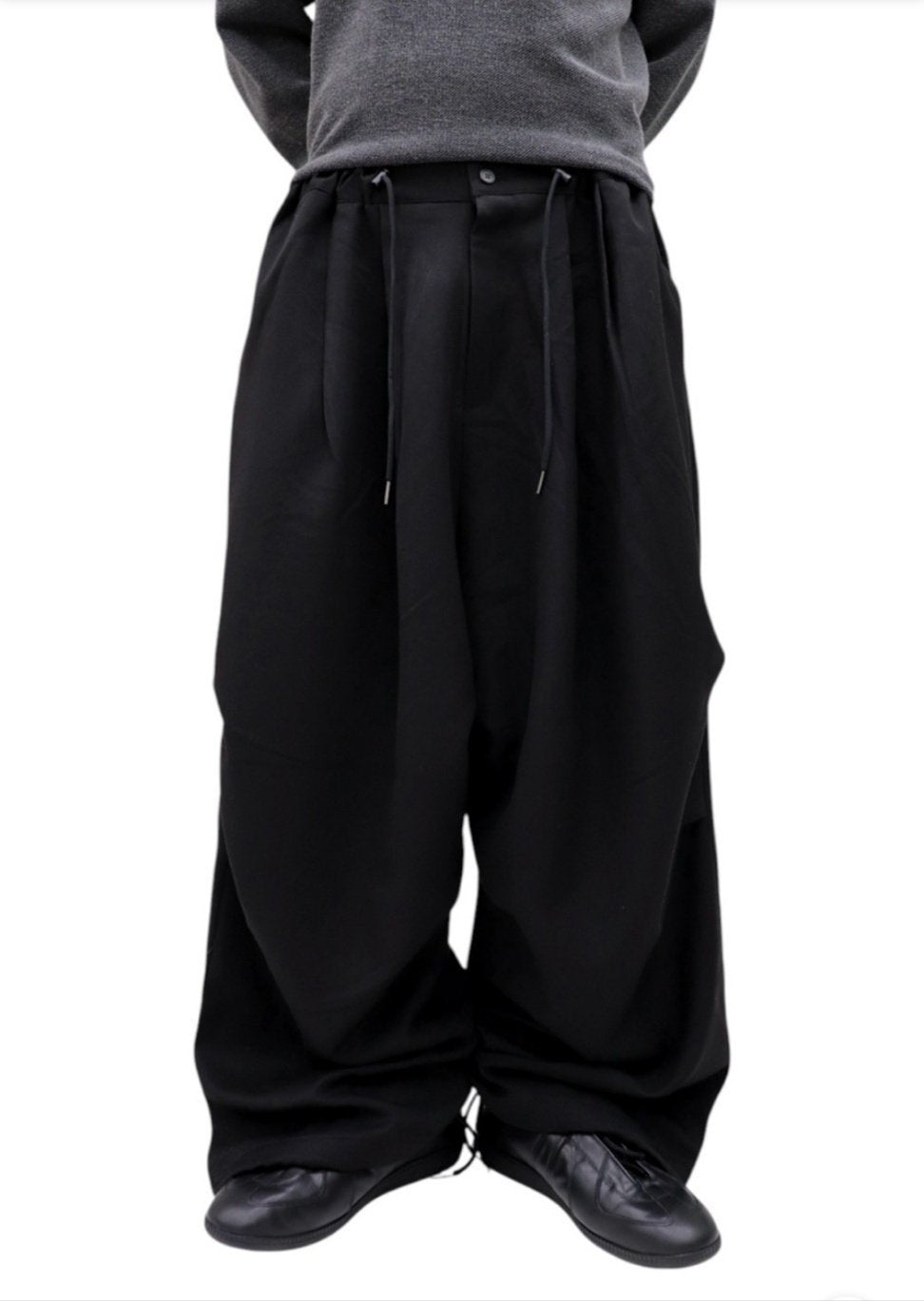 Over Slacks Set Up – Black / Charcoal